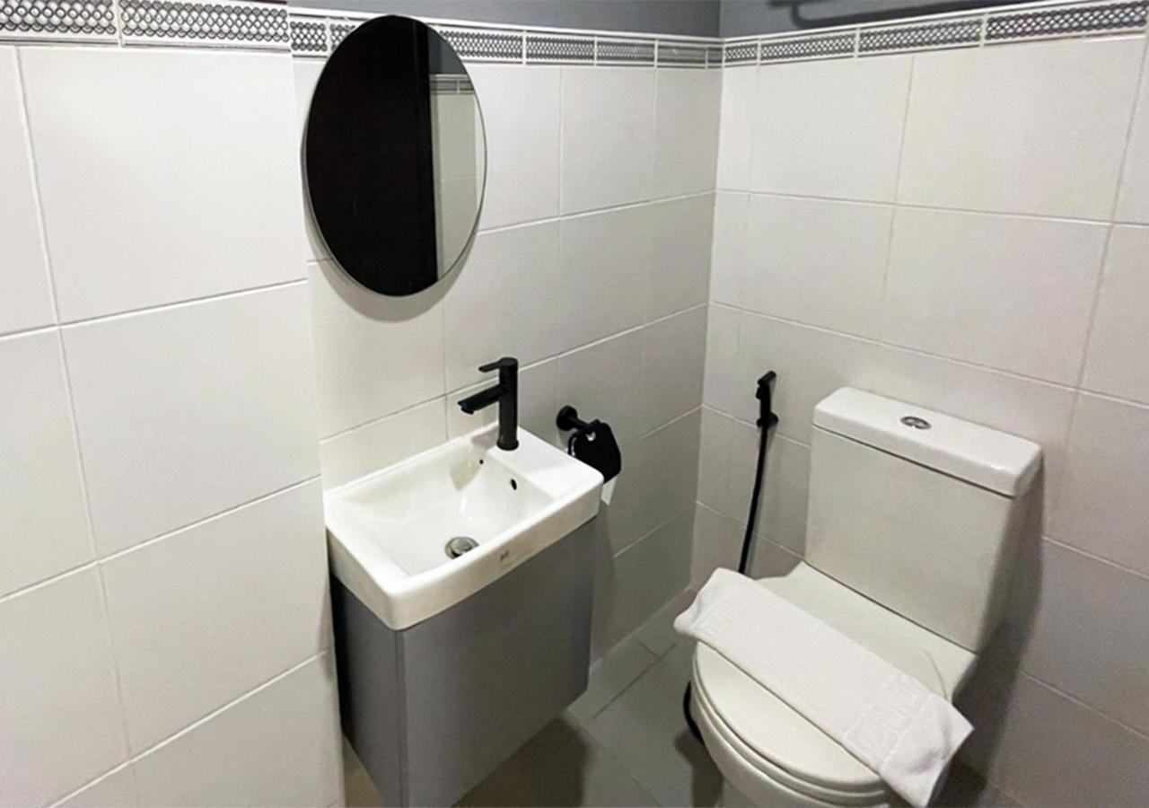 Mystay Hotel Bgc West Makati City ภายนอก รูปภาพ