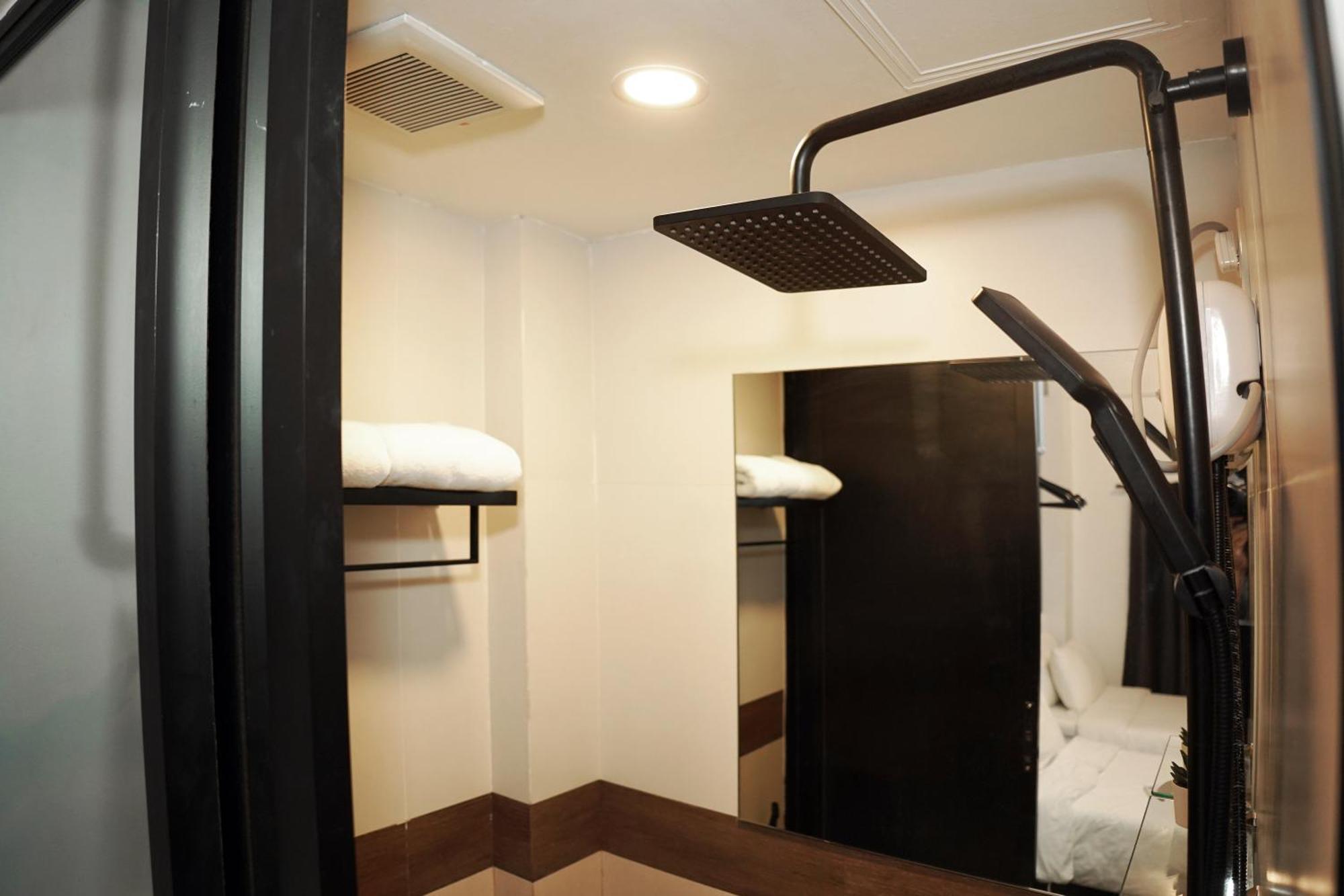 Mystay Hotel Bgc West Makati City ภายนอก รูปภาพ